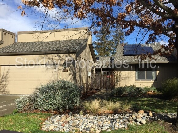 Foto principal - 3153 Hambletonian Ln