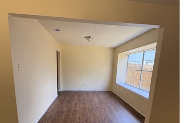 Building Photo - 19914 Burle Oak Dr