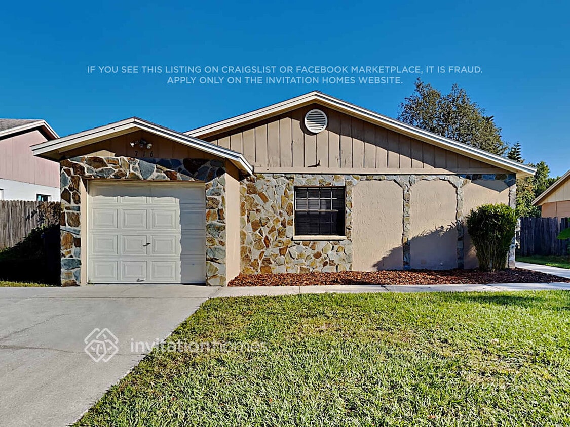 Primary Photo - 716 Waterbridge Dr