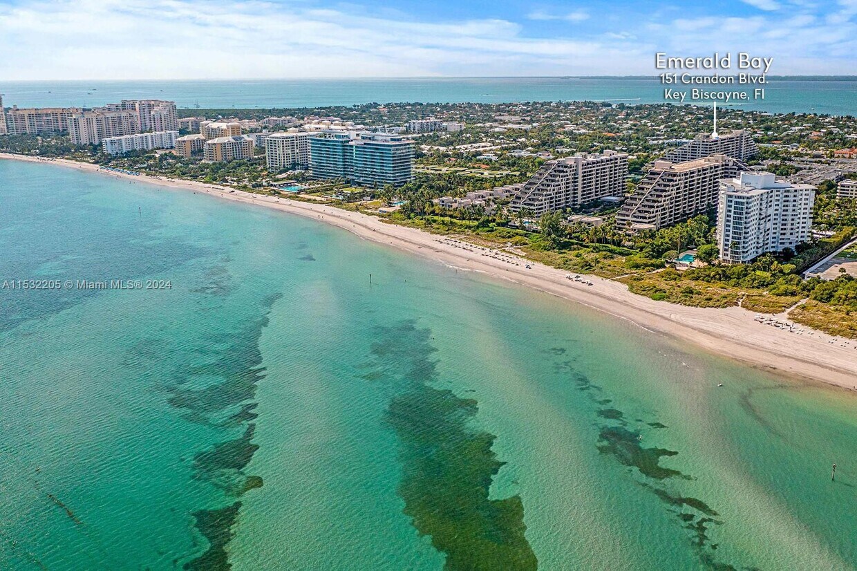 Foto principal - 151 Crandon Blvd