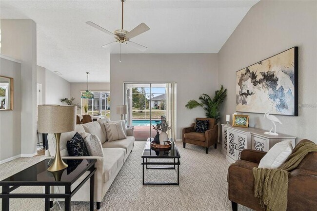 Foto del edificio - 11349 Sand Hill Ave