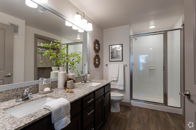 2BR, 2BA - 1,026 SF - Windmill Ranch Apartments