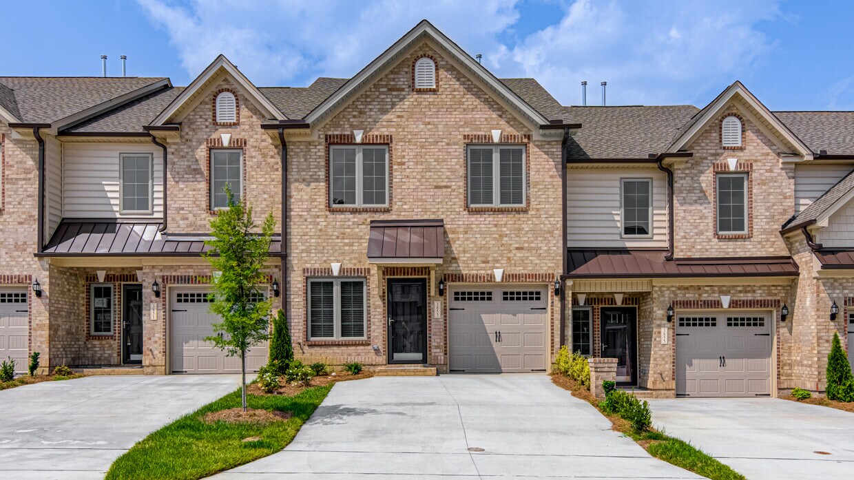 Photo - 3853 Thistleberry Rd (High Point, NC)