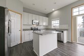 Foto principal - 5030 Fountain Lane N