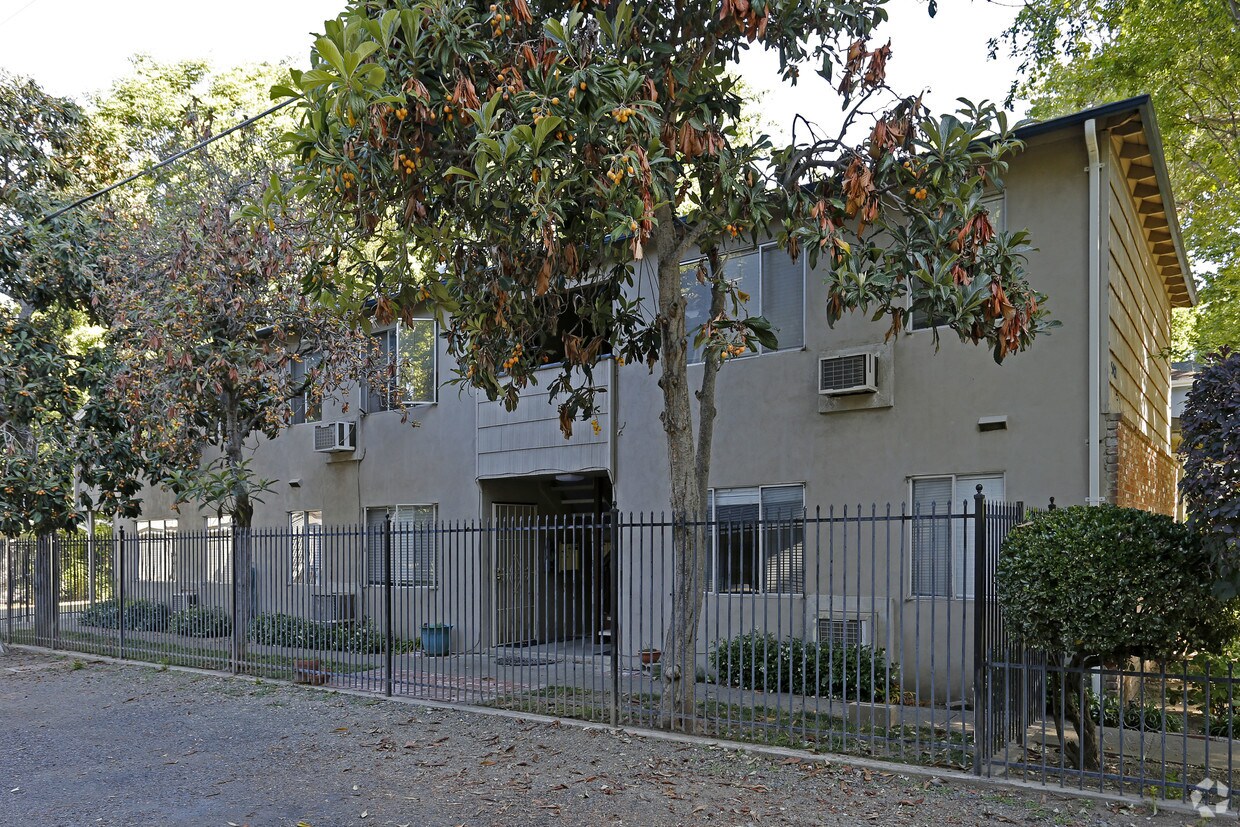 Primary Photo - 512 21st St