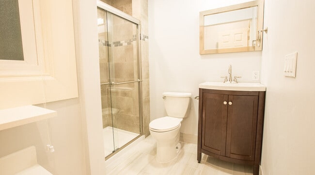 Building Photo - 1449 Page St