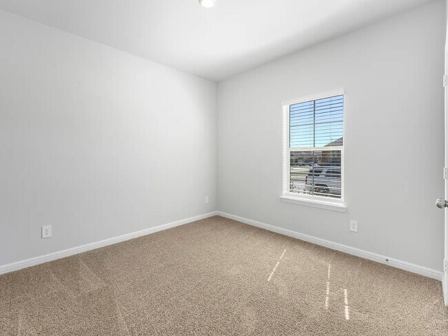 Foto del edificio - 1212 Marsha Ln