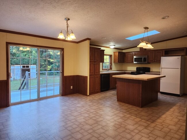 Foto del edificio - 118 April Ln