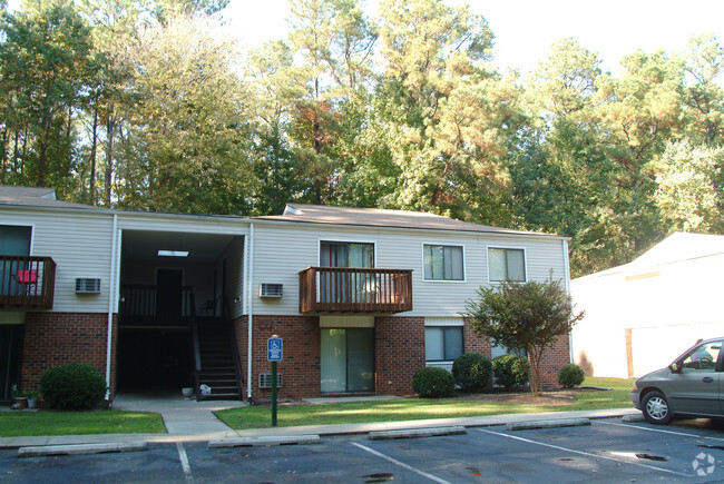 Building Photo - Academy Apartments