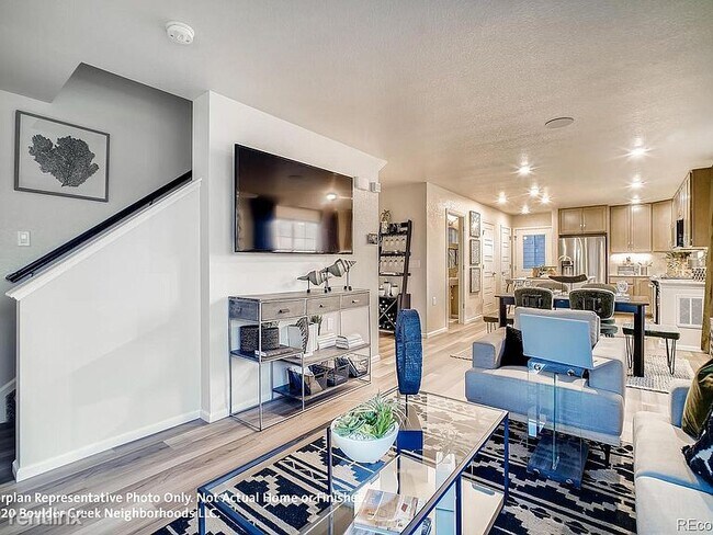 Foto del edificio - 1122 Hummingbird Cir