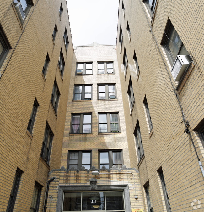 The Apartments at 655 E 223rd St - 655 E 223rd St