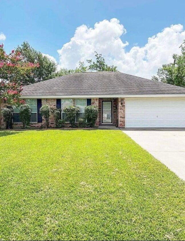 811 Wagner St, Port Neches, TX 77651 House Rental in Port Neches, TX