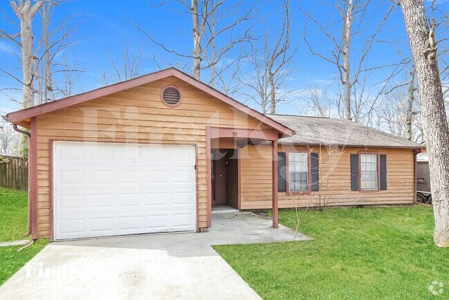 Building Photo - 401 Hemlock Dr
