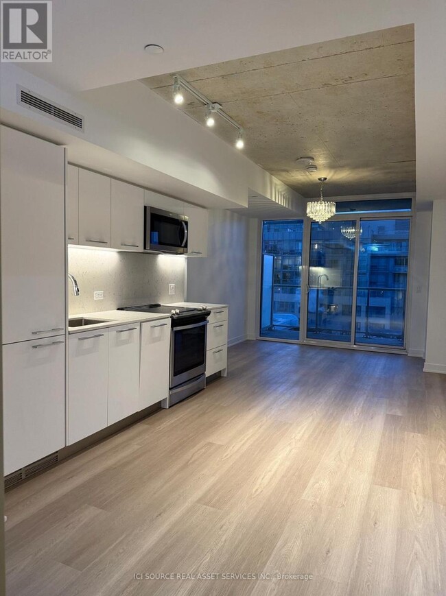 Building Photo - 30 Baseball Pl