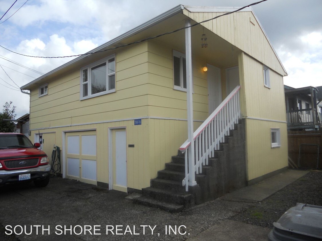 Primary Photo - 316 N Alder St