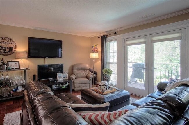 Building Photo - 4727 Jarboe St