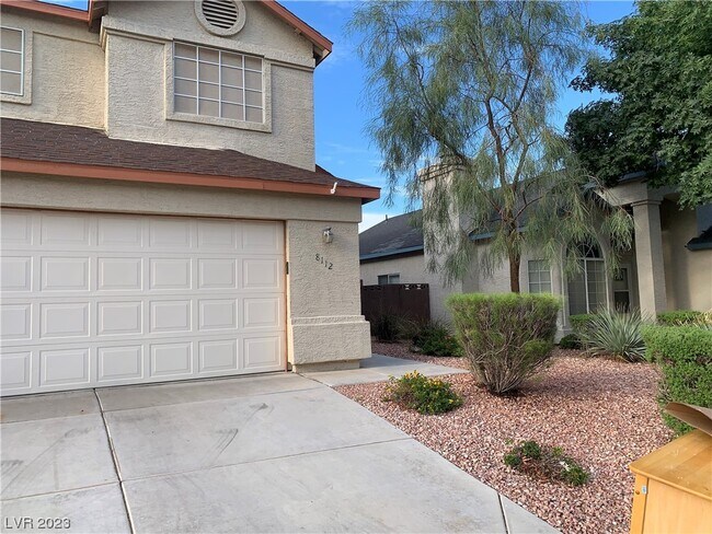 Foto del edificio - 8112 Sunset Mill Dr