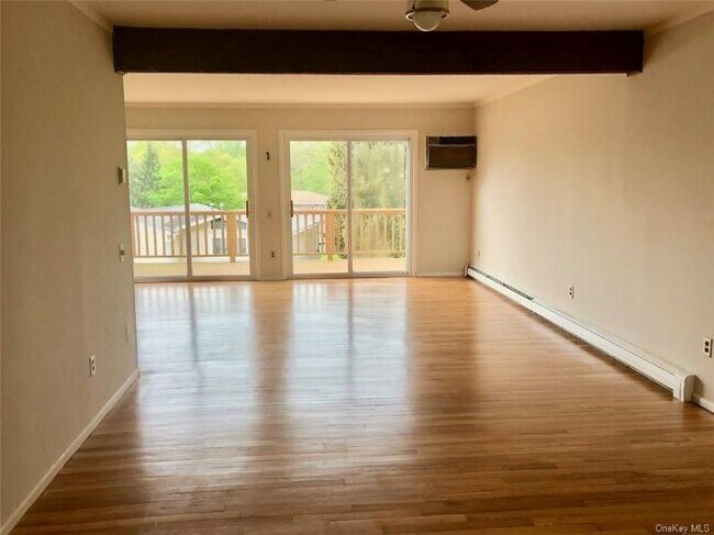 Foto del edificio - 24 Scenic Cir