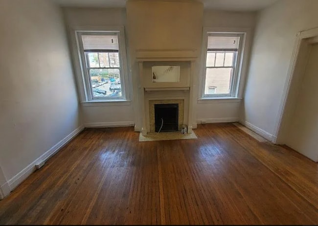 Foto del edificio - 421 W Grace St