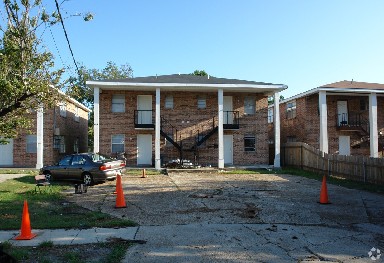 Foto del edificio - 4513 Yale St