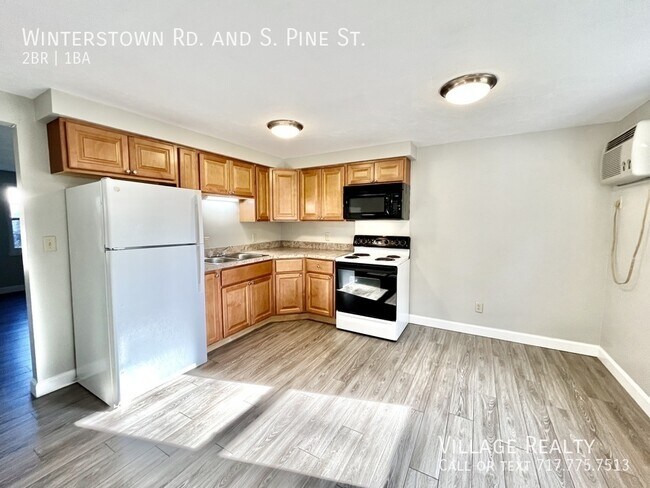 Foto del edificio - 100 Winterstown Rd