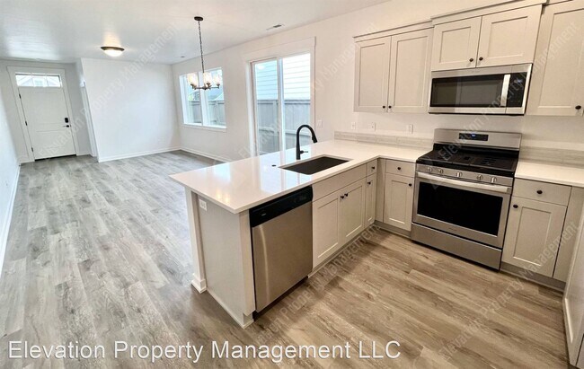 Foto del edificio - 2 br, 2 bath House - 20725 SE Iron Horse L...