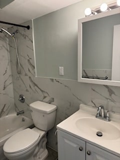 Foto principal - 567 Armstrong Ave
