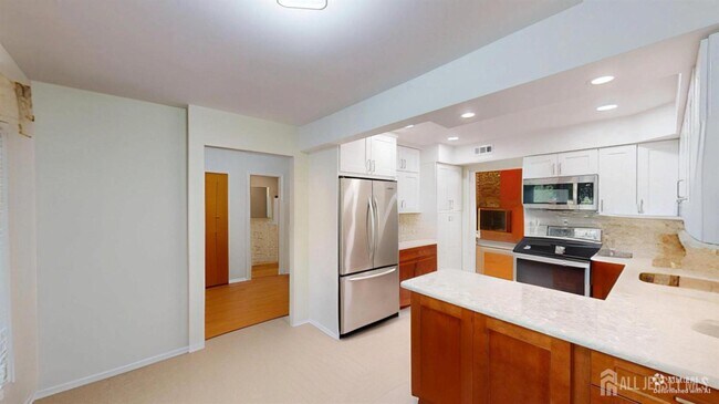 Foto del edificio - 157 Willowbrook Dr