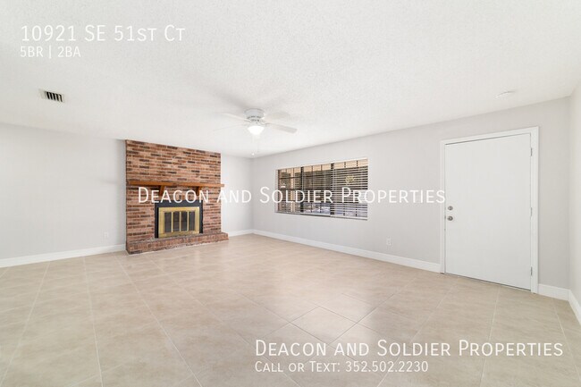 Foto del edificio - 10921 SE 51st Ct