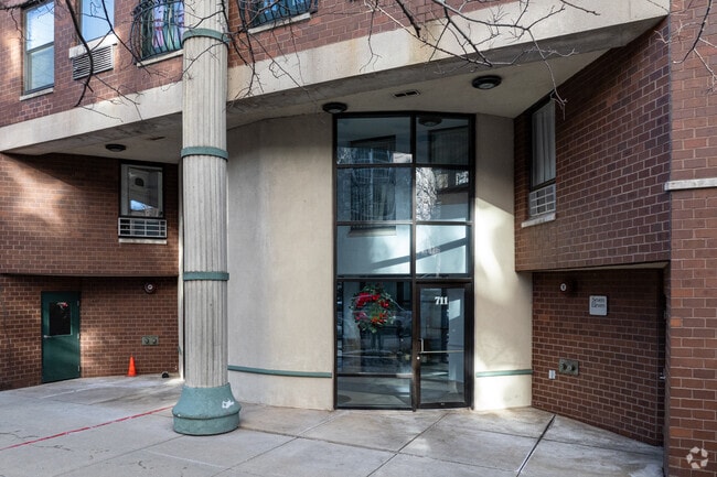 Entrance - Gordon Terrace Condominiums