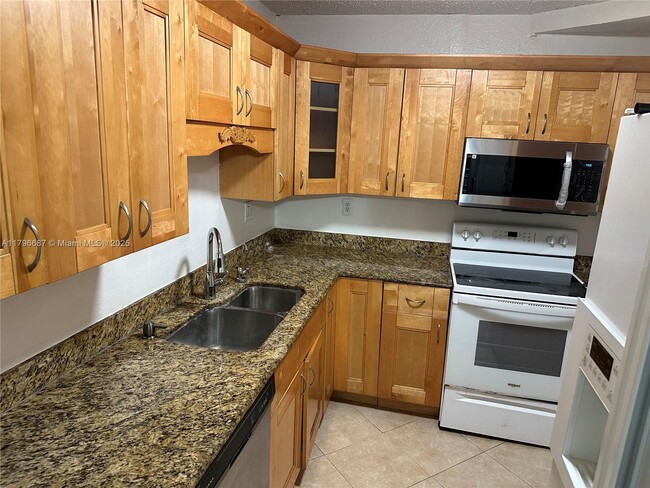 Foto del edificio - 4394 NW 9th Ave