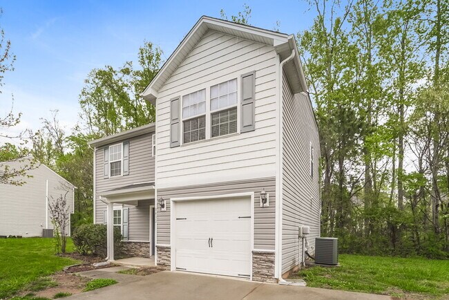 Foto del edificio - 8412 4 Sisters Ln