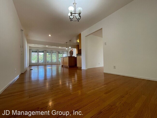 Foto del edificio - 5 br, 3 bath House - 3106 Sweetbrier Circle