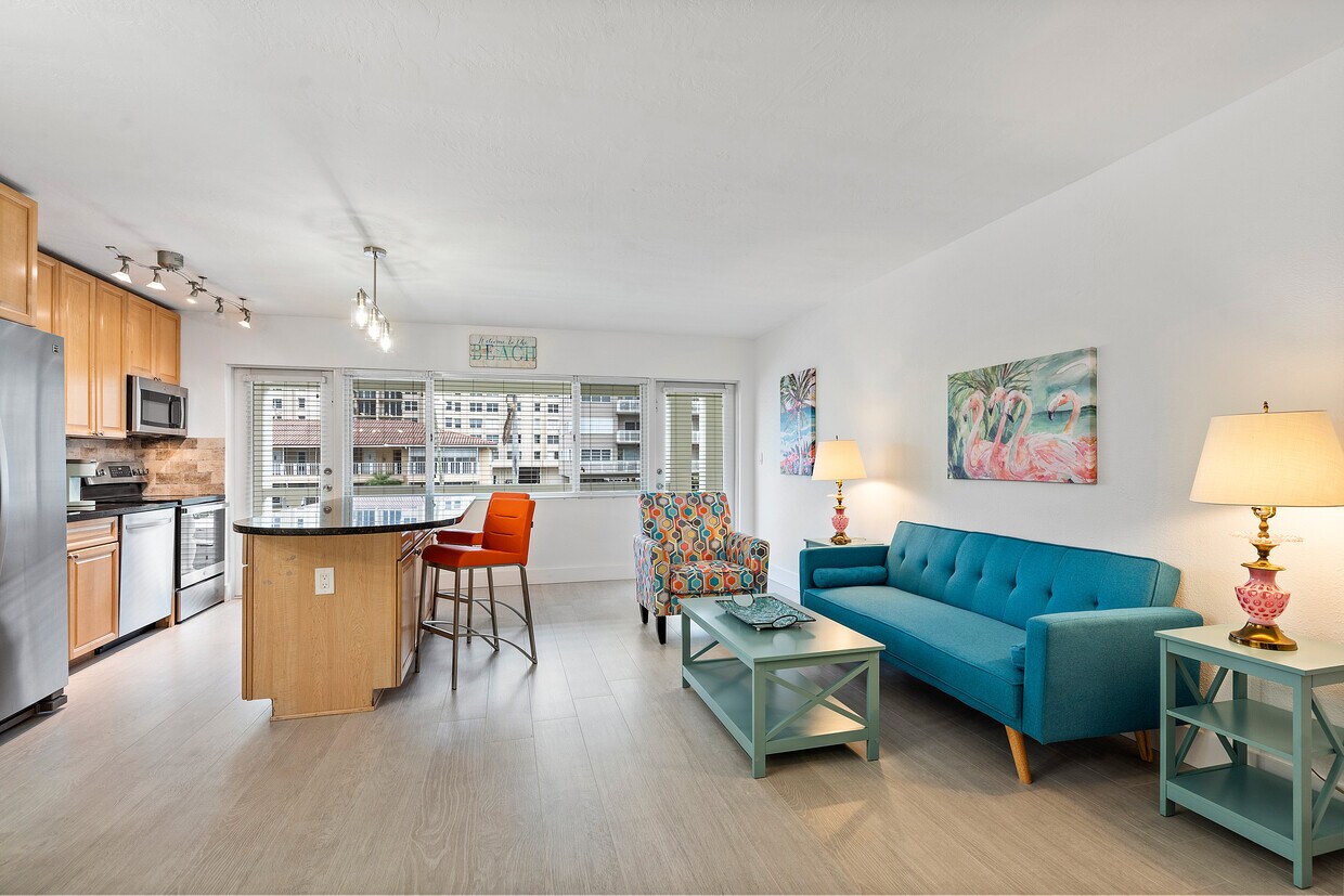 Foto principal - 2881 NE 32nd St