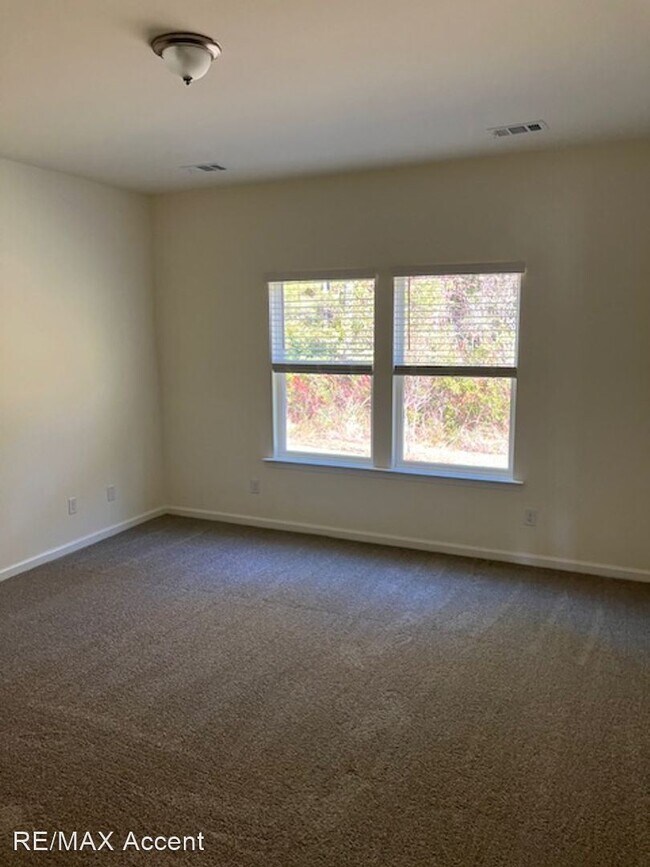 Foto del edificio - 3 br, 2 bath House - 429 Beecher Dr.
