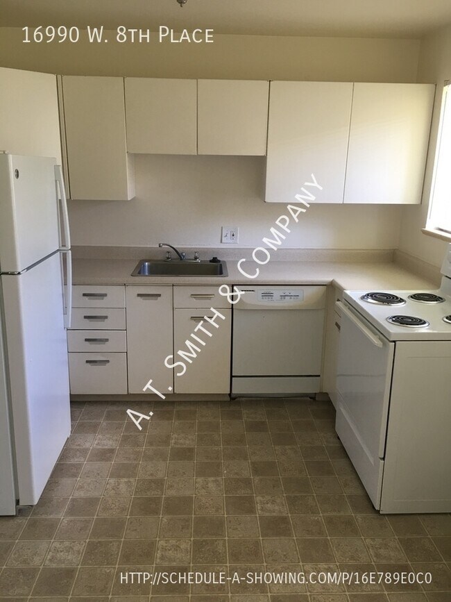 Foto del edificio - 16990 W 8th Pl
