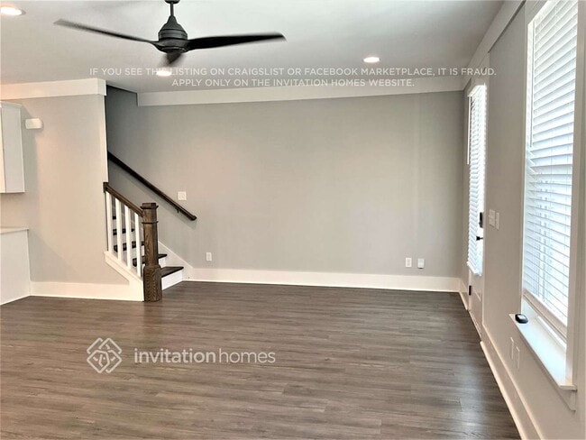 Building Photo - 261 Founders Ln