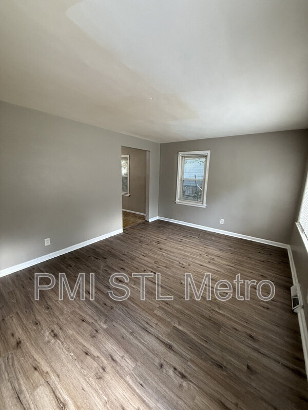 Foto del edificio - 239 Williams Blvd