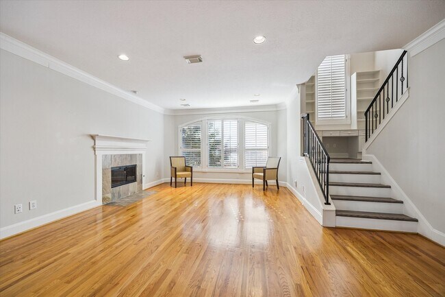 Foto del edificio - 2422 Dorrington St