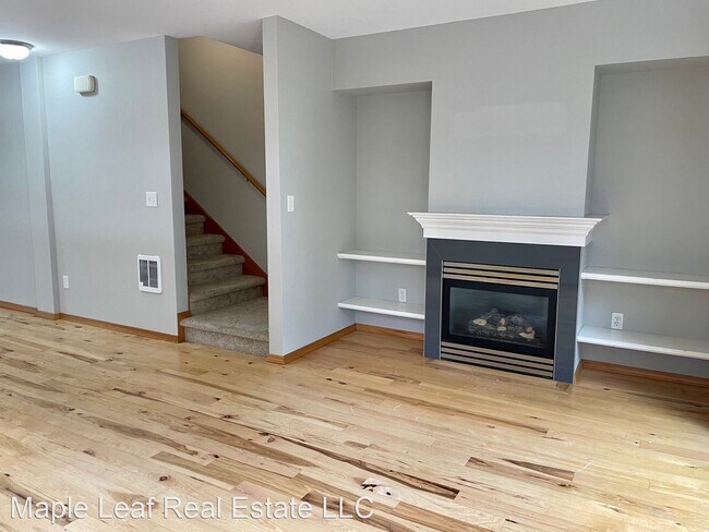 Building Photo - 3 br, 2.5 bath House - 4826 Delridge Way S...