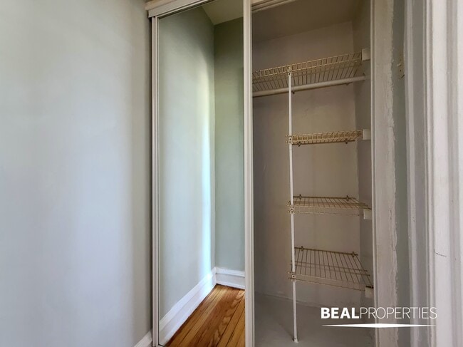 Photo - 1164 N Dearborn St Apartment