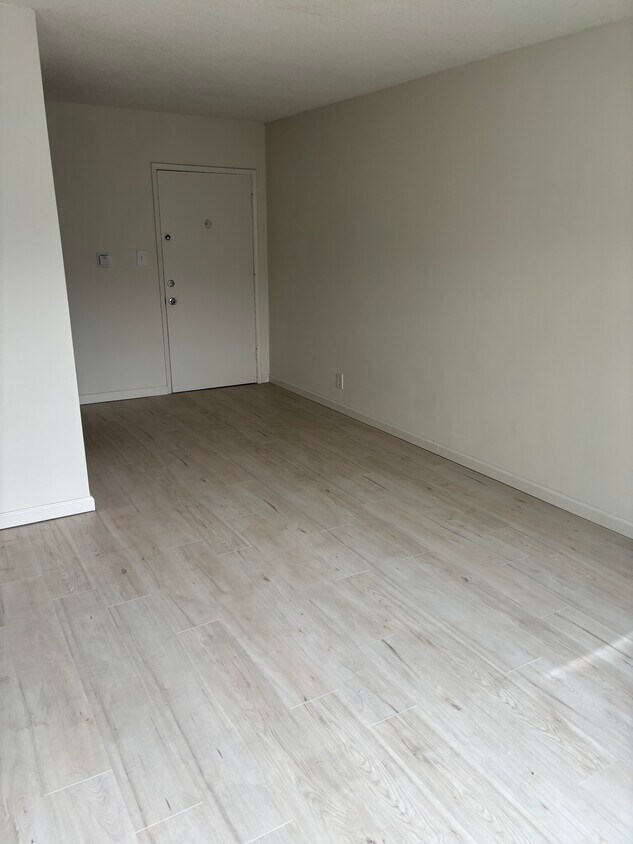 Foto principal - 915 Ocean Ave