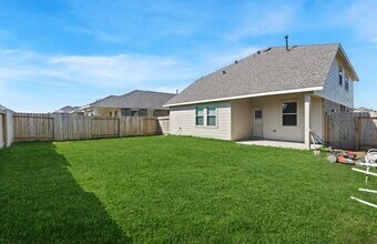 Building Photo - 8434 Beacon Bay Cir