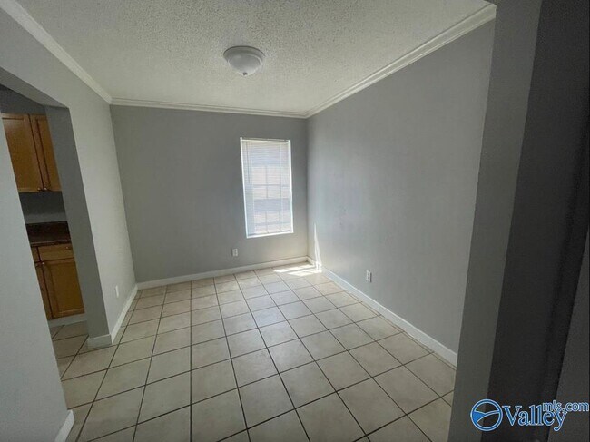 Foto del edificio - 425 E Tennessee St
