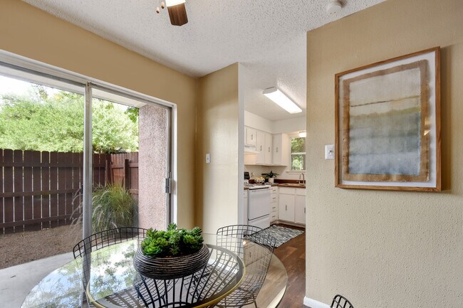 Hunter S Glen Apartments San Antonio Tx Apartments Com