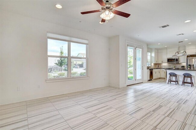 Building Photo - 4413 Berkman Dr