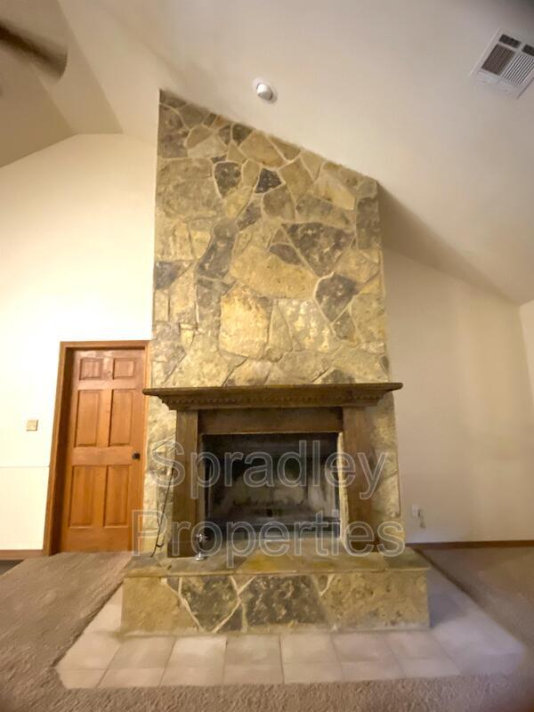 Foto del edificio - 1260 Great Oaks Dr