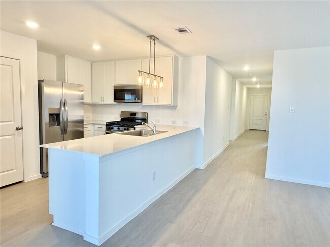 Foto del edificio - 16211 Rustic Pr Dr