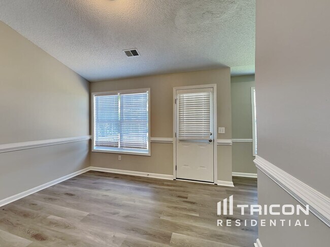 Foto del edificio - 3125 Jonesboro St