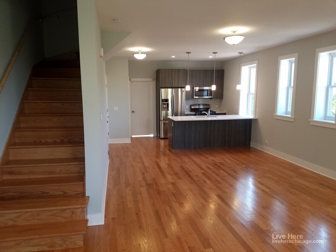 Foto principal - 1834 N Bissell St